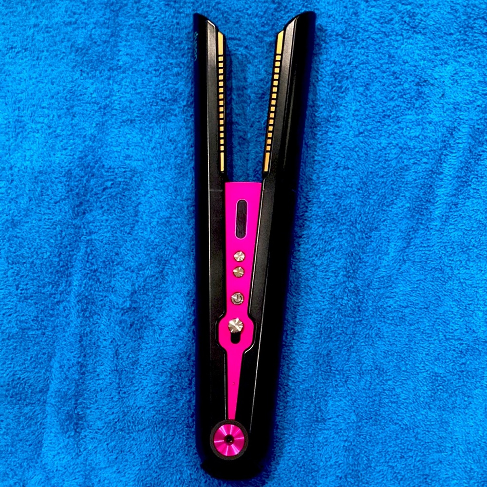 Dyson corrale cordless hair straightener